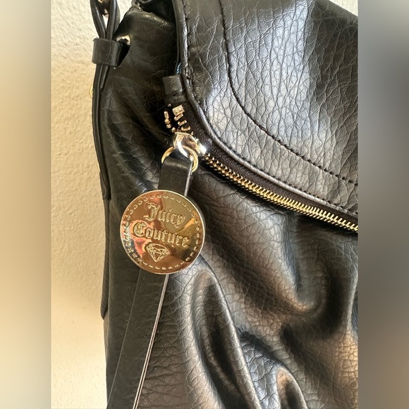 JUICY COUTURE BLACK FAUX LEATHER PURSE HAND/SHOULDER CROSSBODY BAG W/GOLD TRIM - Picture 3 of 16